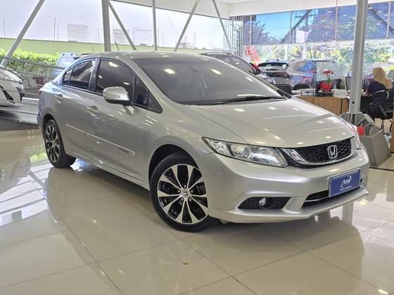 HONDA CIVIC 2.0 LXR 16V FLEX 4P AUTOMÁTICO HONDA CIVIC 2.0 LXR 16V FLEX 4P AUTOMÁTICO